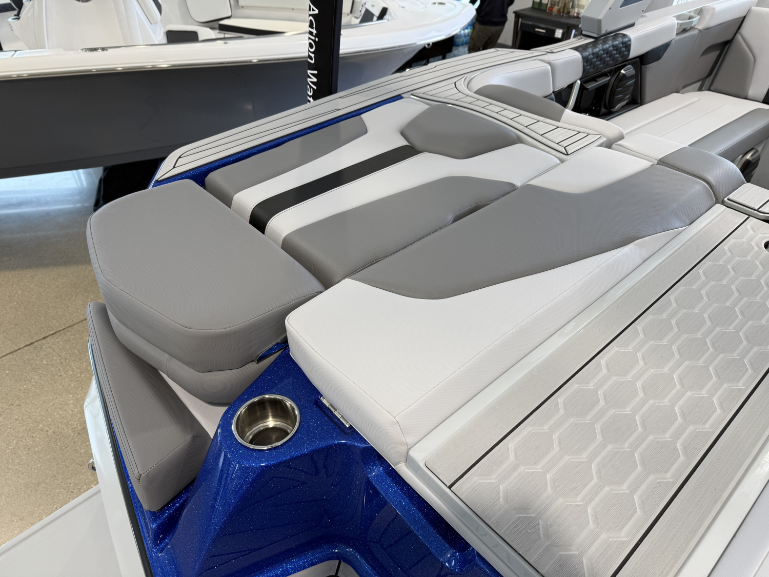 2026 MasterCraft XT22