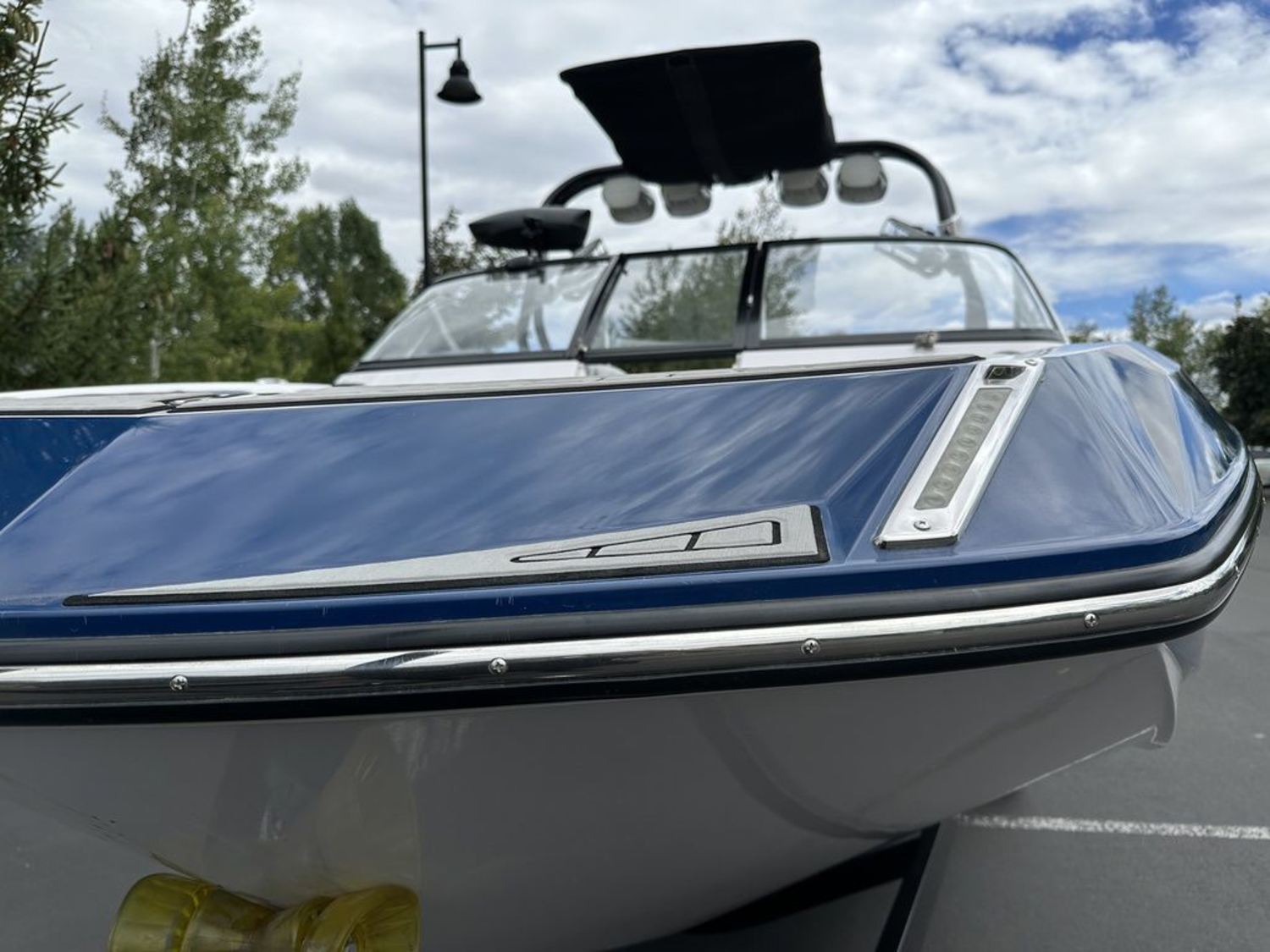 2013 Nautique G23