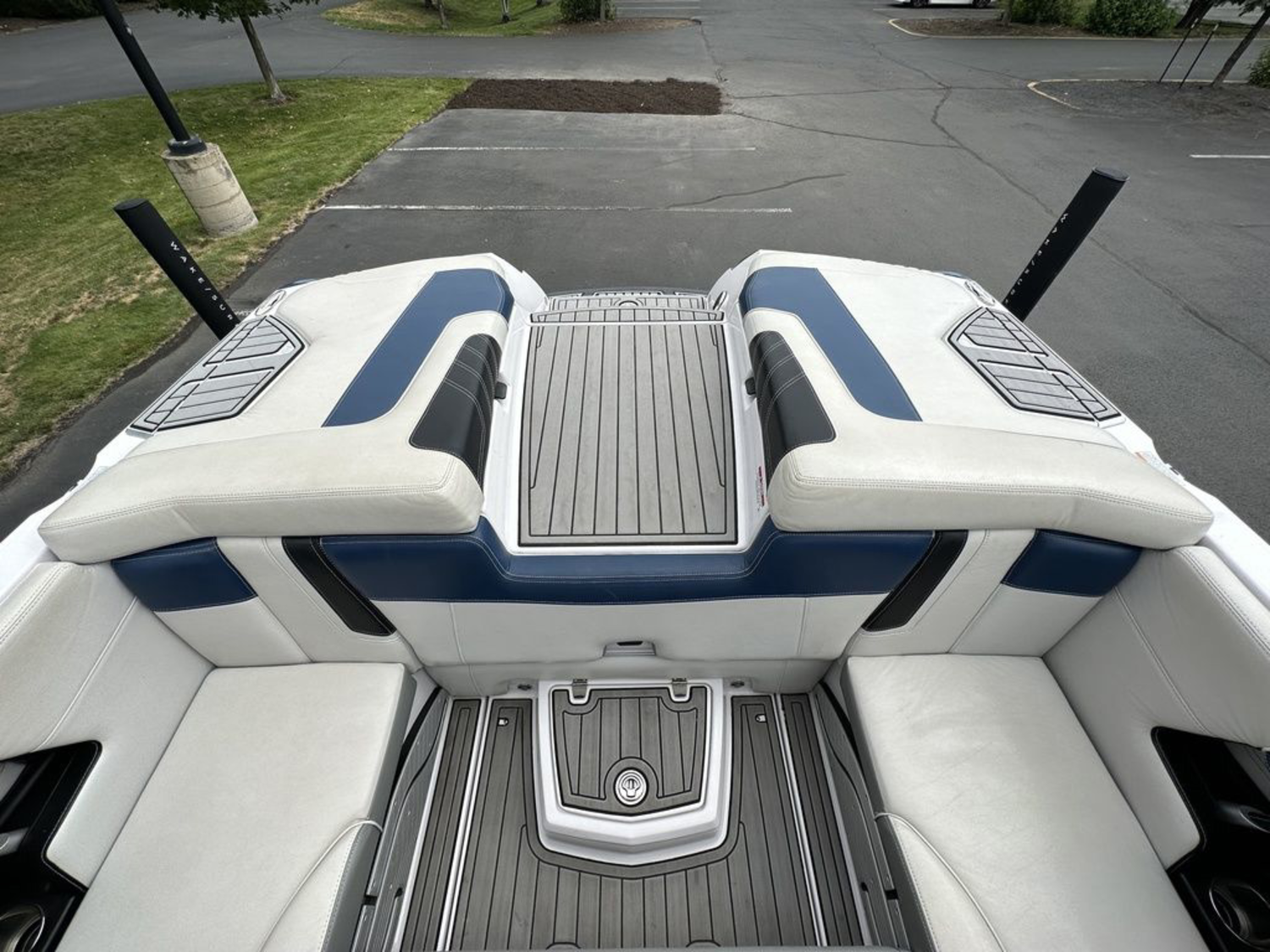 2013 Nautique G23