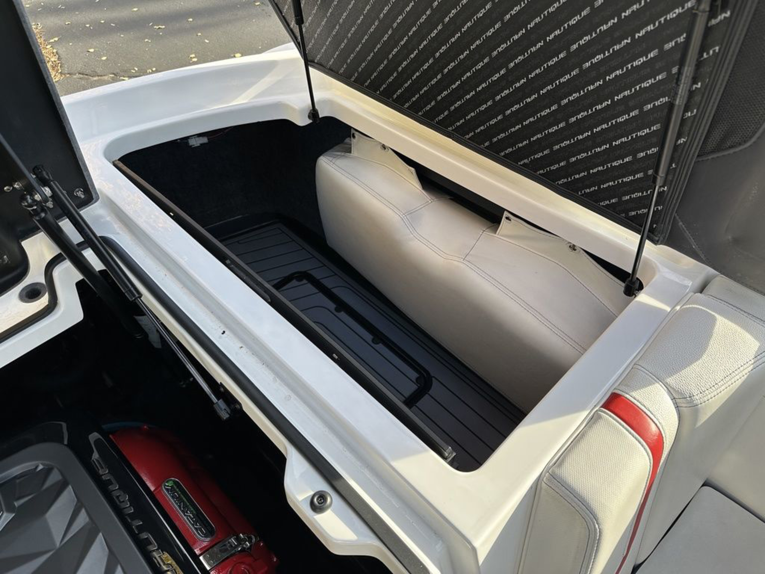 2019 Nautique G23