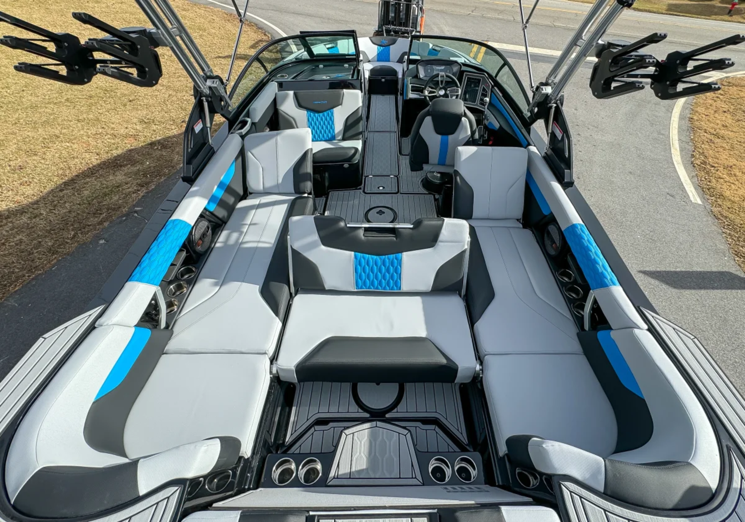 2024 Mastercraft XT25