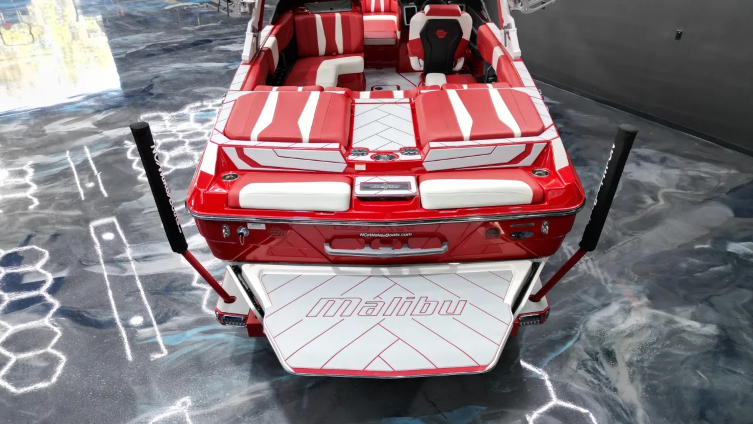 2023 Malibu Wakesetter 22 LSV