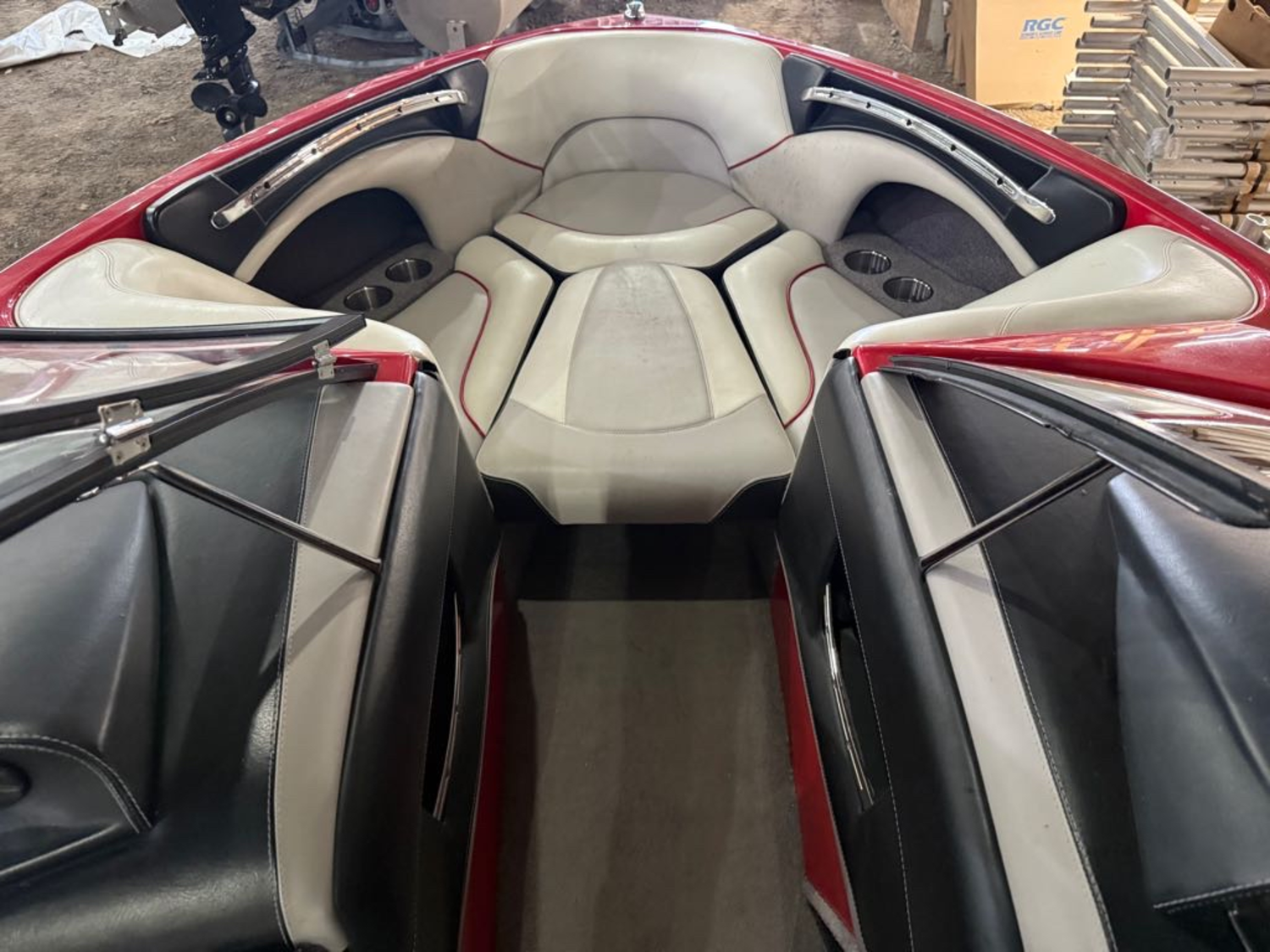 2010 Malibu Boats Wakesetter VLX