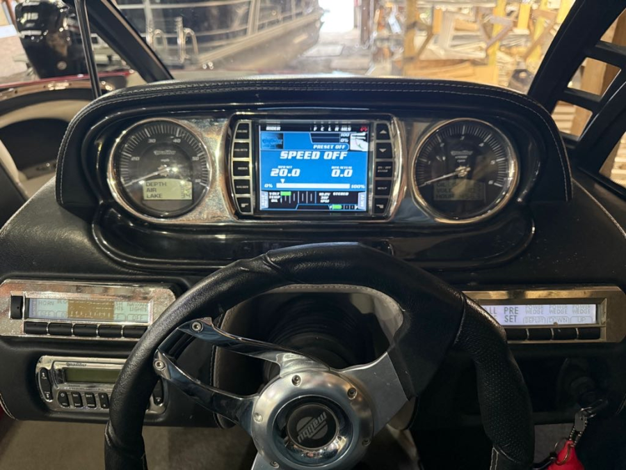 2010 Malibu Boats Wakesetter VLX for sale in , 