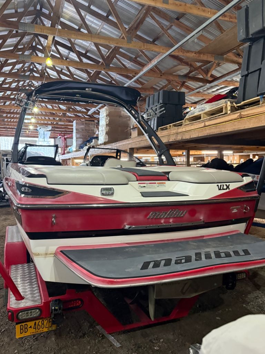 2010 Malibu Boats Wakesetter VLX for sale in , 