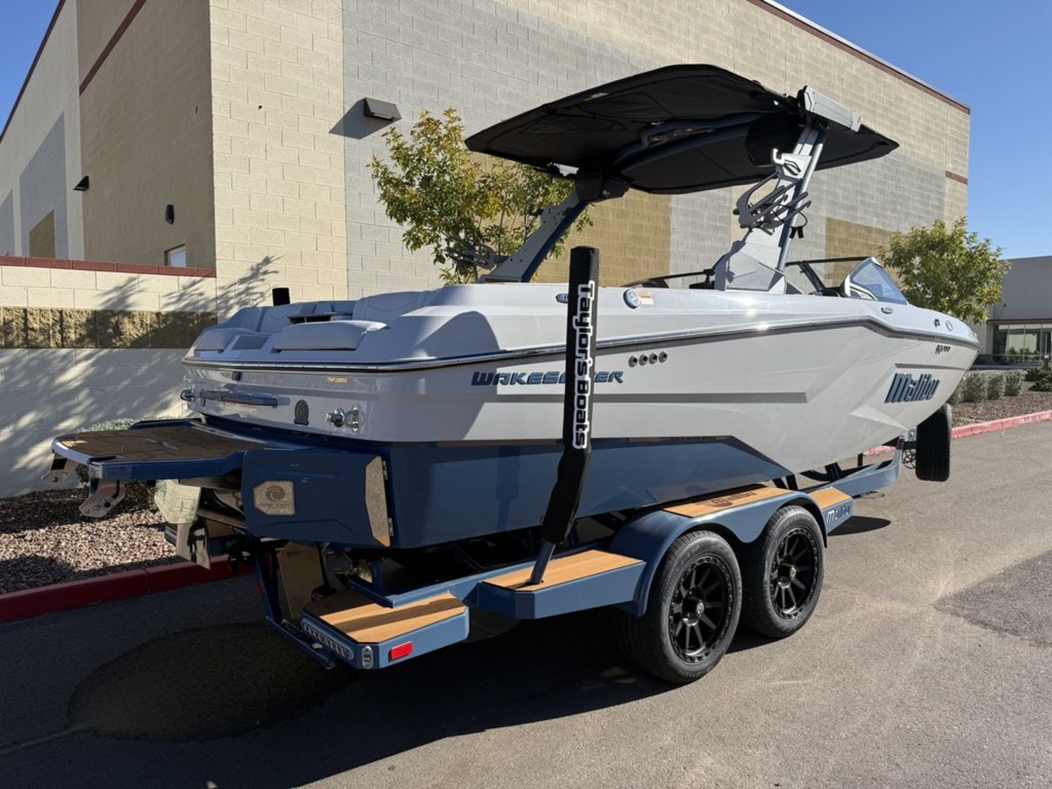 2026 Malibu Boats 23 MXZ