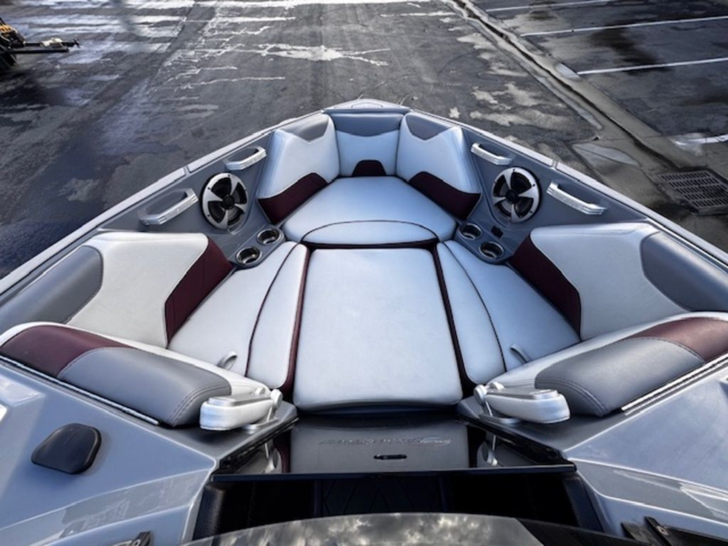 2019 Malibu Boats 23 LSV