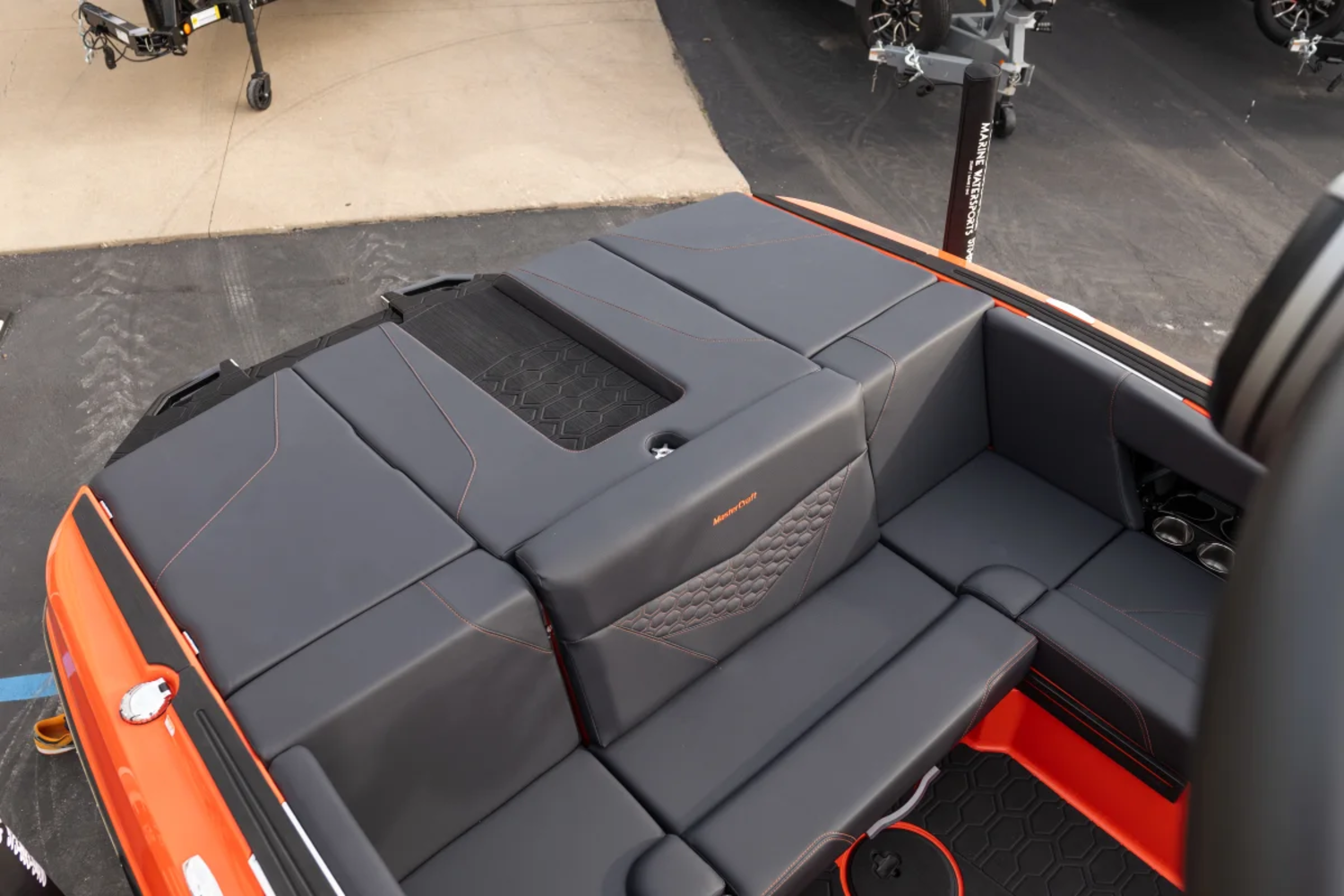 2026 MASTERCRAFT NXT24 SUNSET & BLACK 