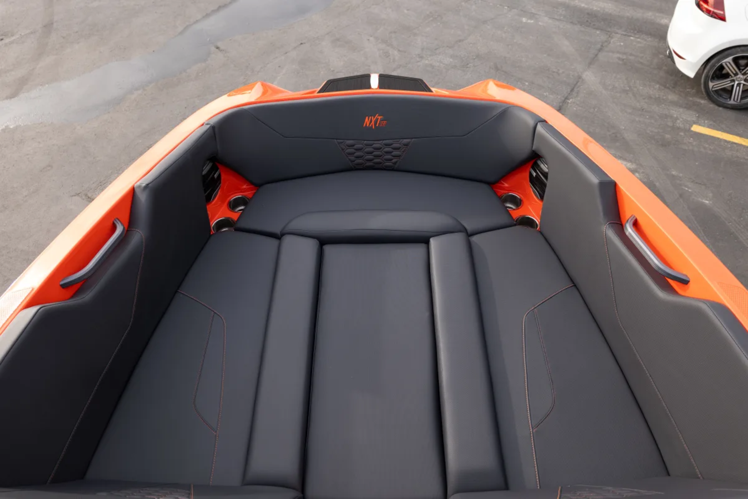 2026 MASTERCRAFT NXT24 SUNSET & BLACK 