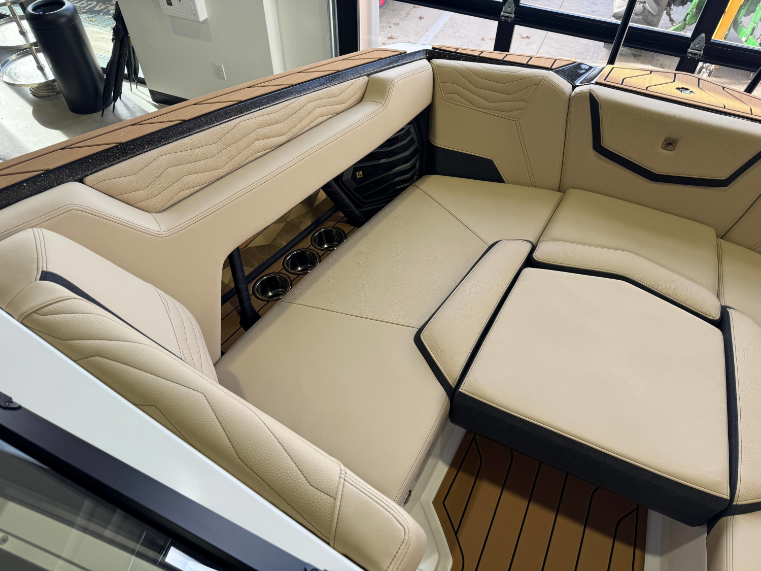 2025 Nautique Super Air Nautique G23