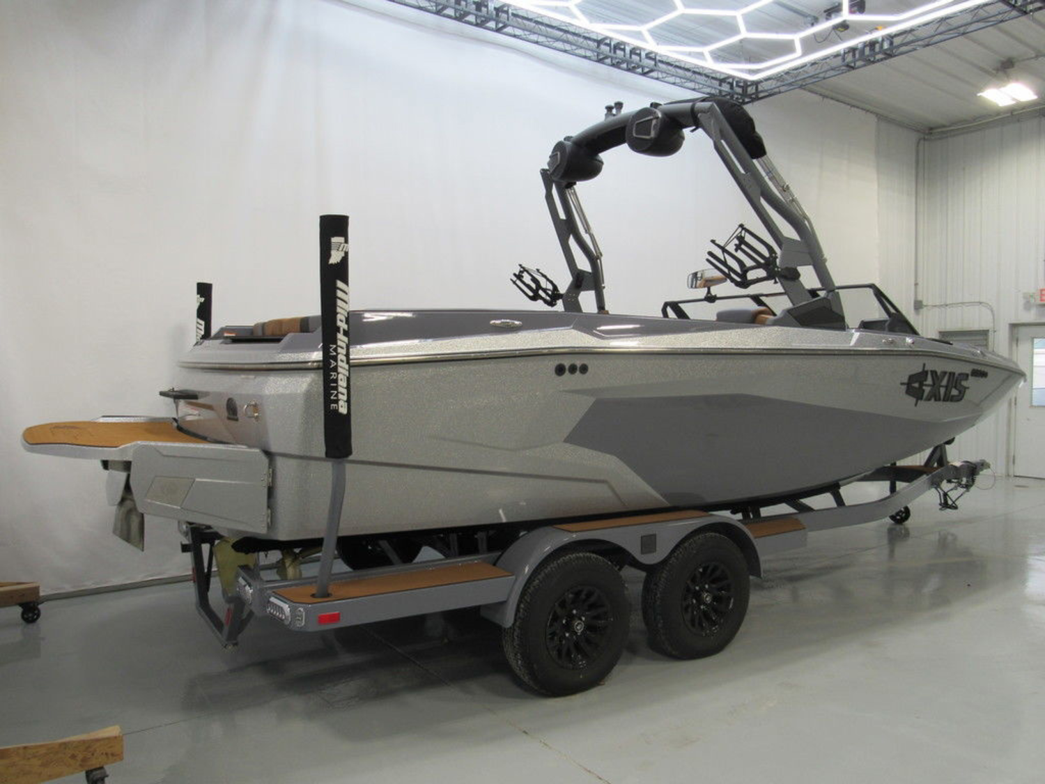 2026 Axis Wake Research A225