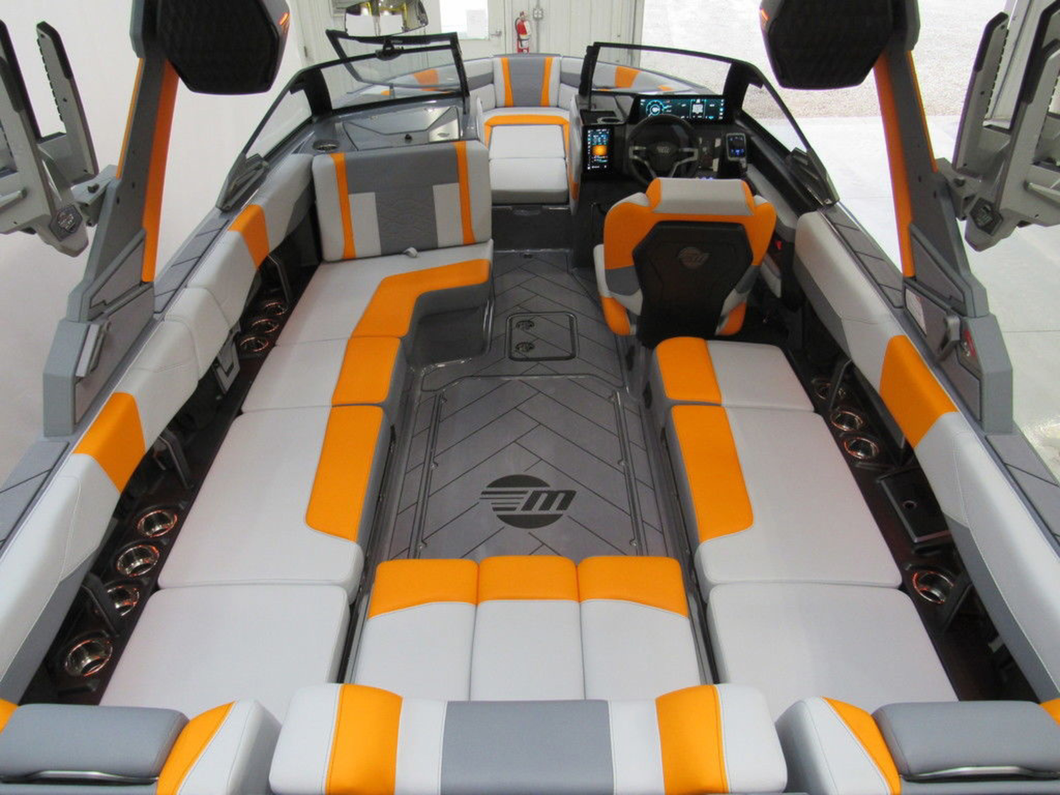 2026 Malibu Boats 23 LSV