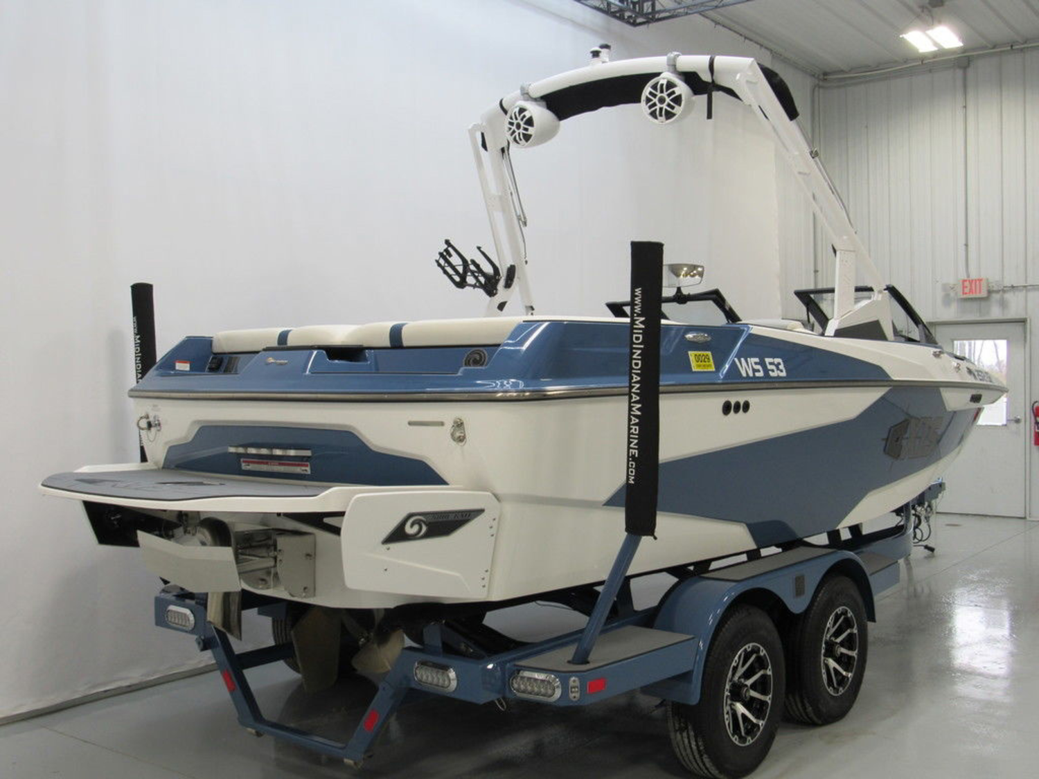 2021 Axis Wake Research A20
