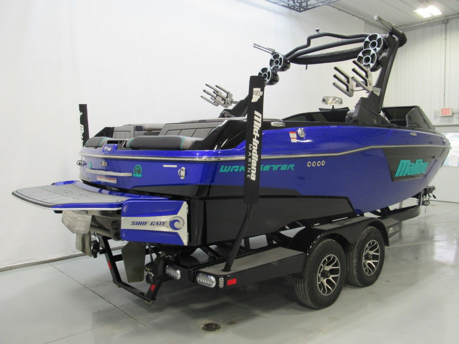 2021 Malibu Boats 23 LSV
