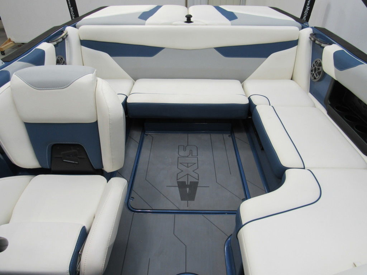 2021 Axis Wake Research A20