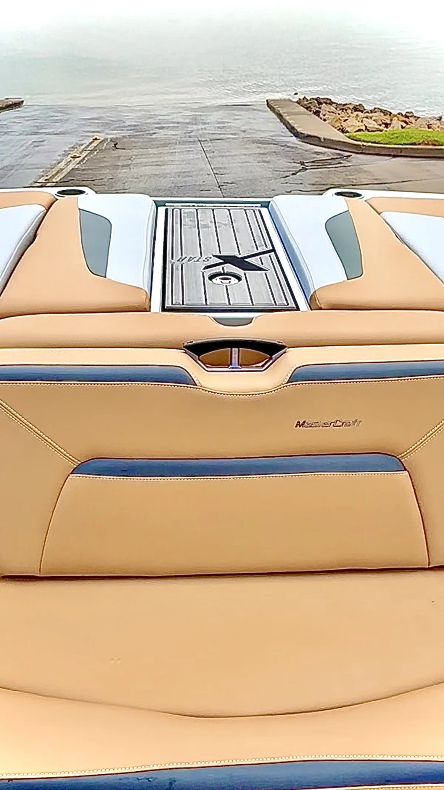 2022 MasterCraft XStar 