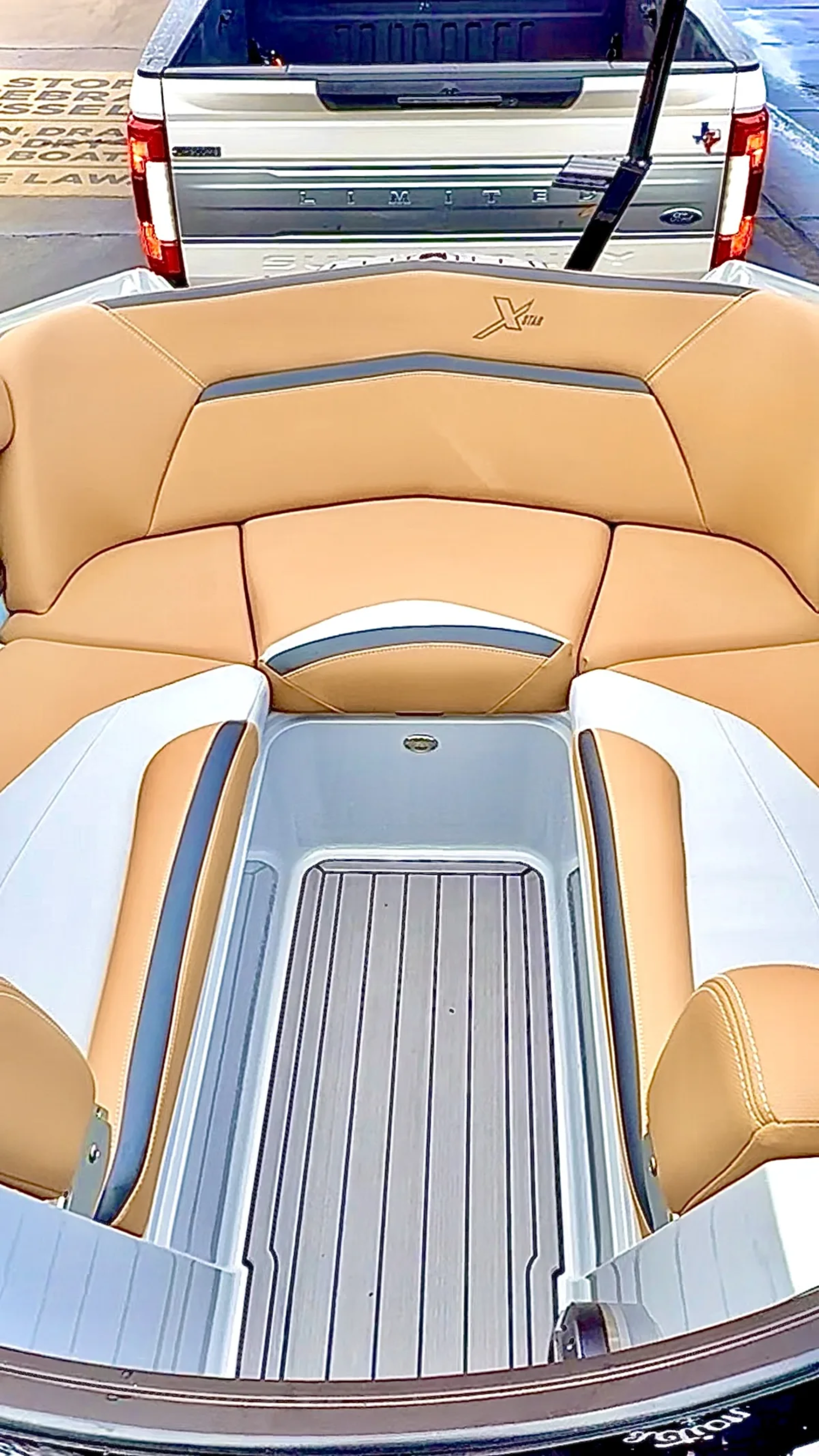 2022 MasterCraft XStar 
