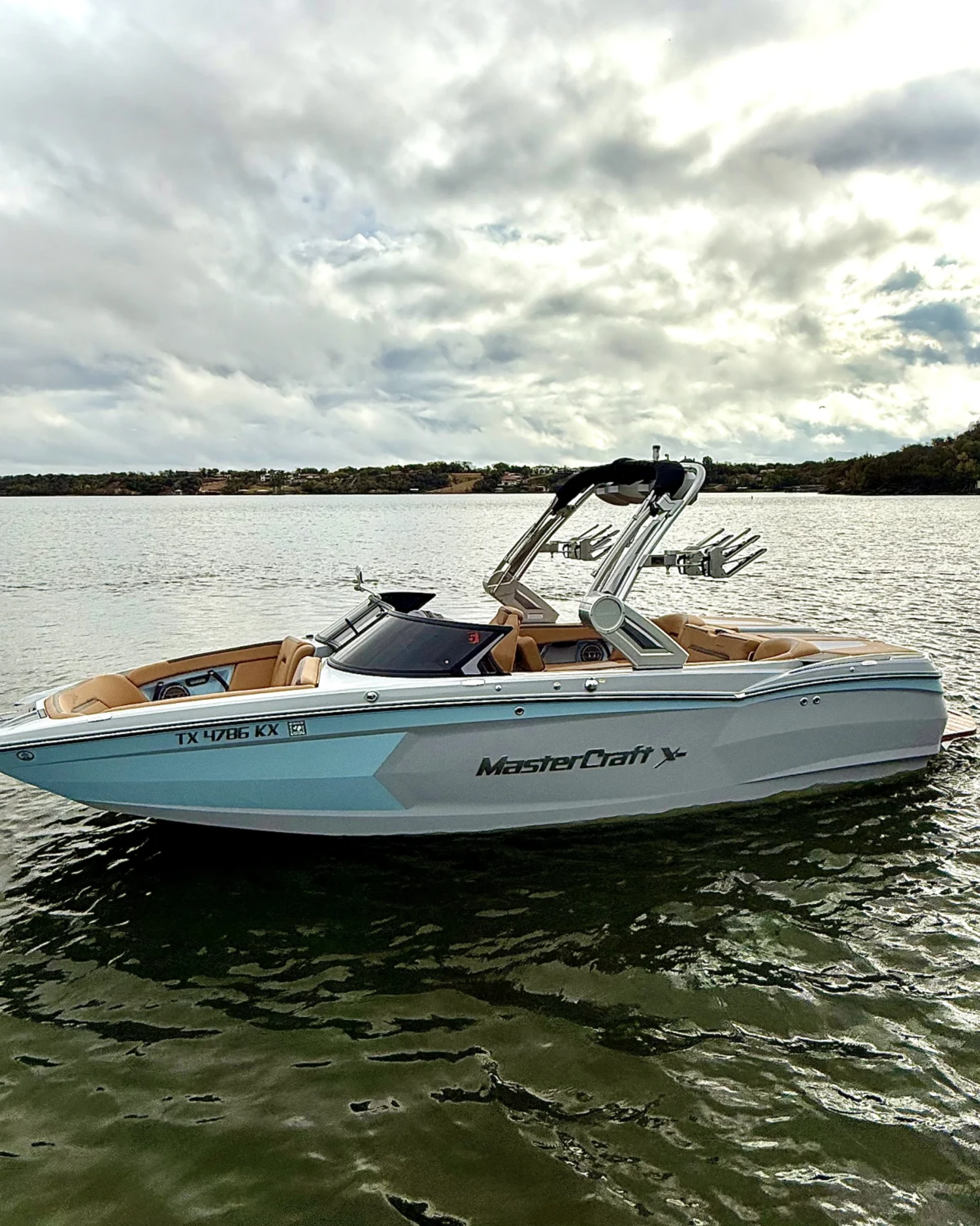 2022 MasterCraft XStar 