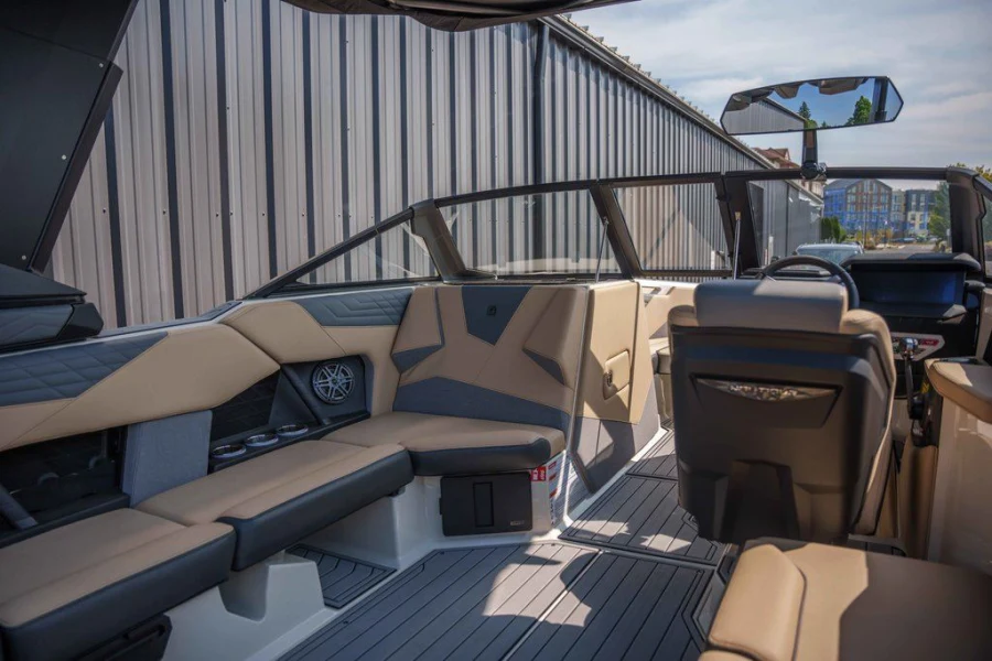 2026-nautique-s23-120974-image16