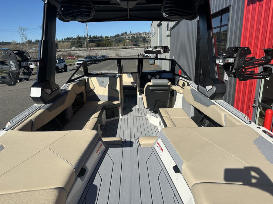 2026-nautique-s23-120974-image6