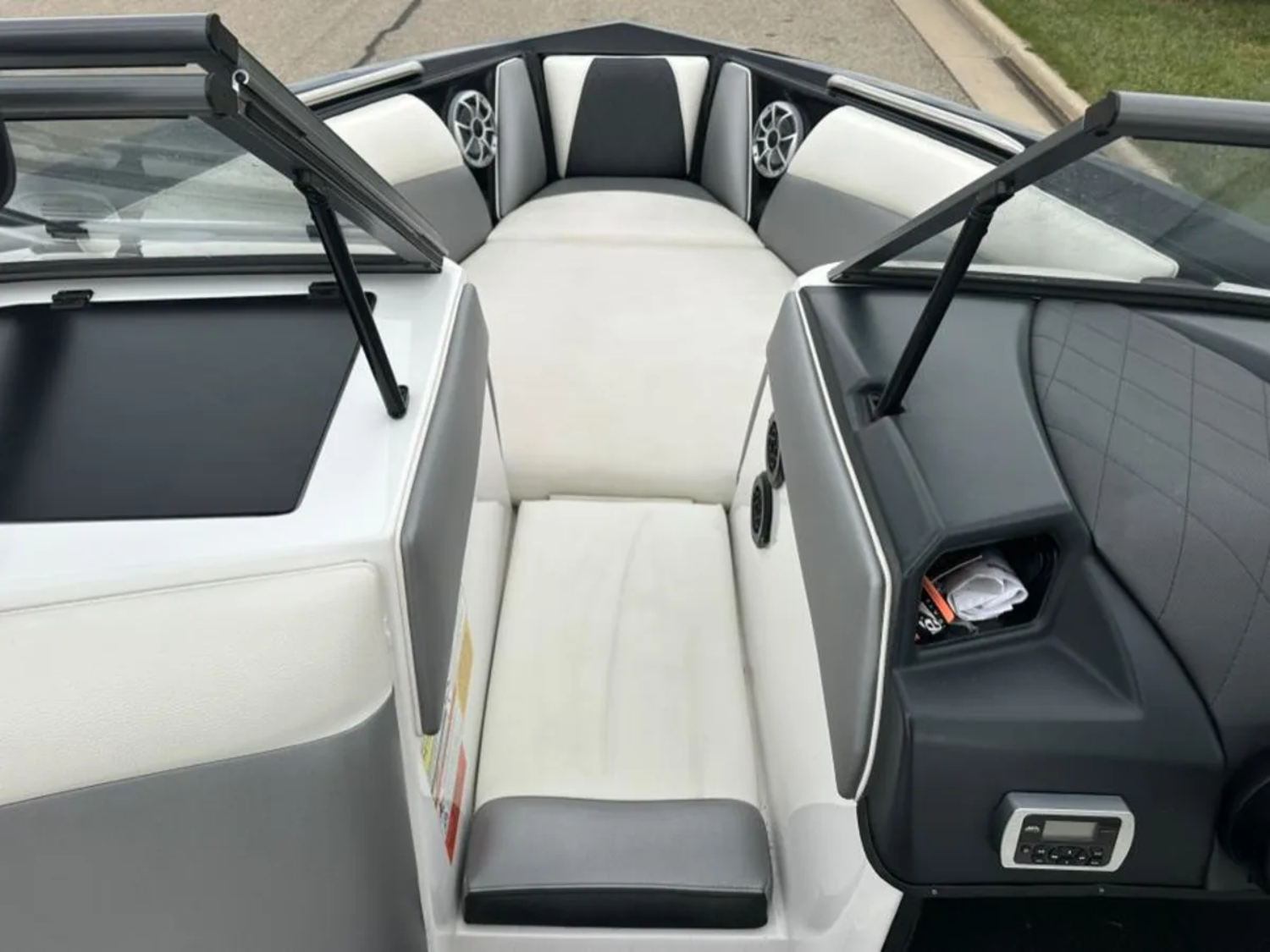 Low Hour 2016 Tige R21