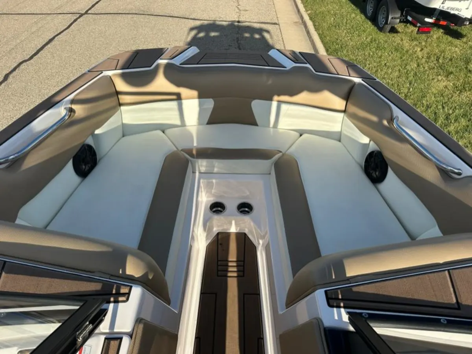 Super Clean Moomba Max