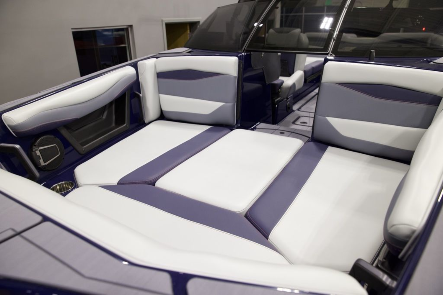 2026 Axis Wake Research A245