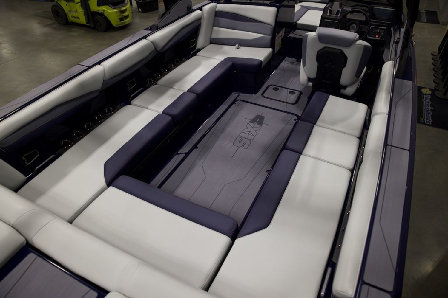 2026 Axis Wake Research A245