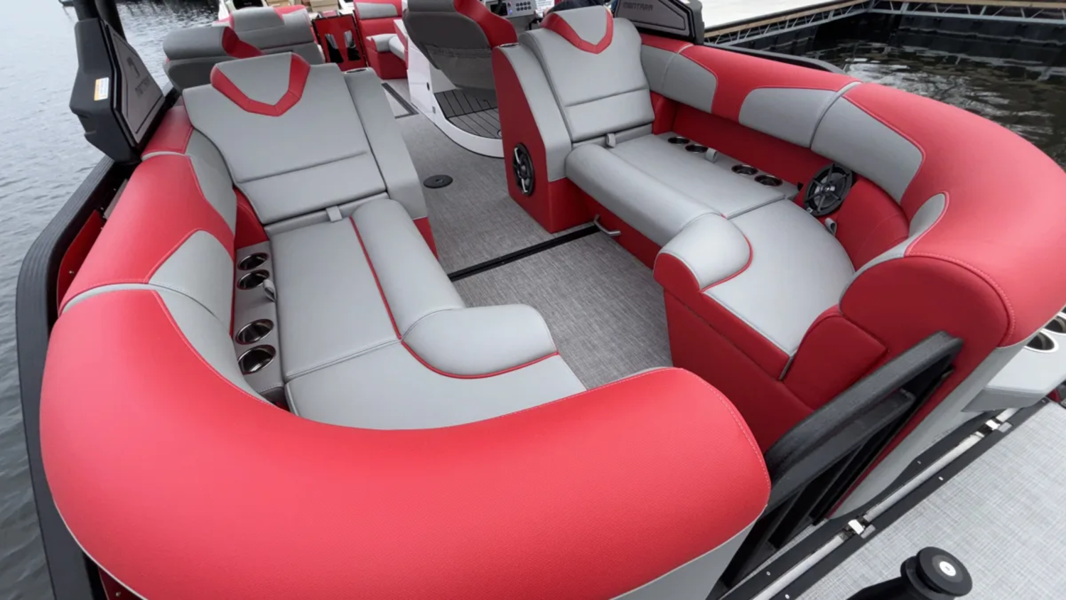 2025 Montara 25 Surf Boss