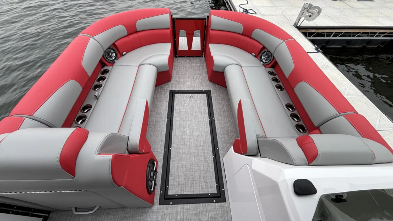 2025 Montara 25 Surf Boss