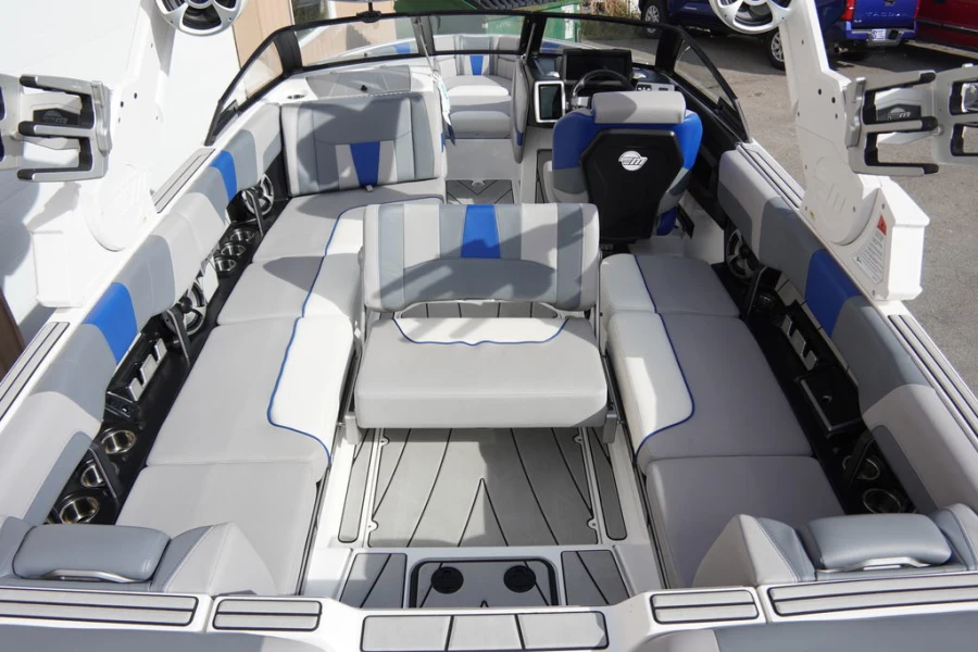 2021-malibu-wakesetter-23-lsv-147382-image12