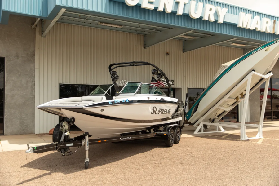 2012 Supreme Boats V226 for sale in MESA, Arizona