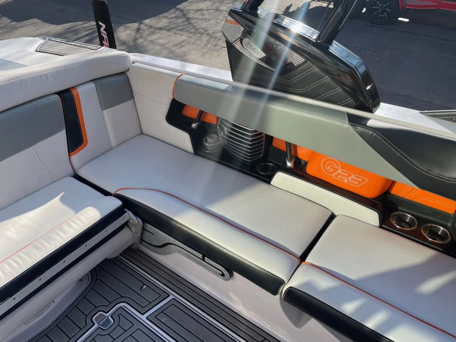 2015 NAUTIQUE G23 W/XR7 550HP SUPERCHARGED POWER PLANT