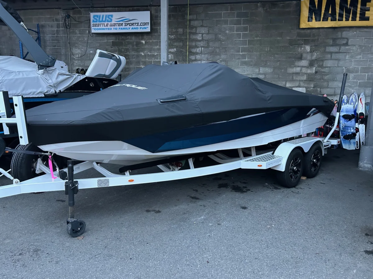 2019 200 Ski Nautique