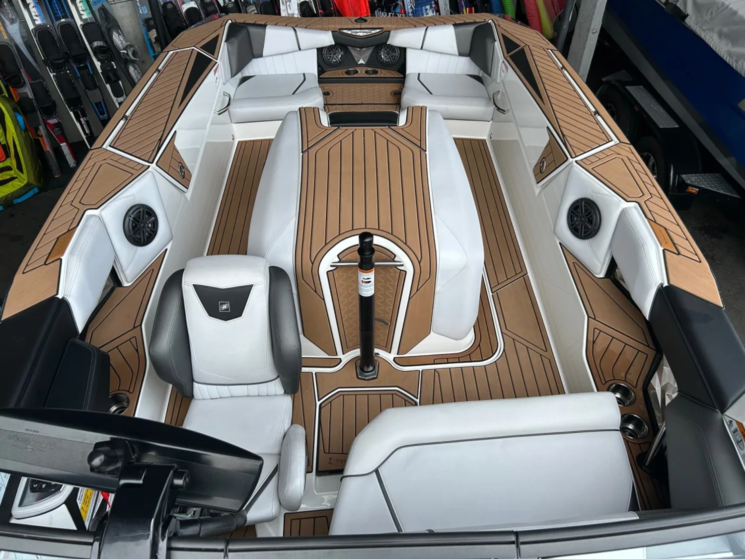 2019 200 Ski Nautique