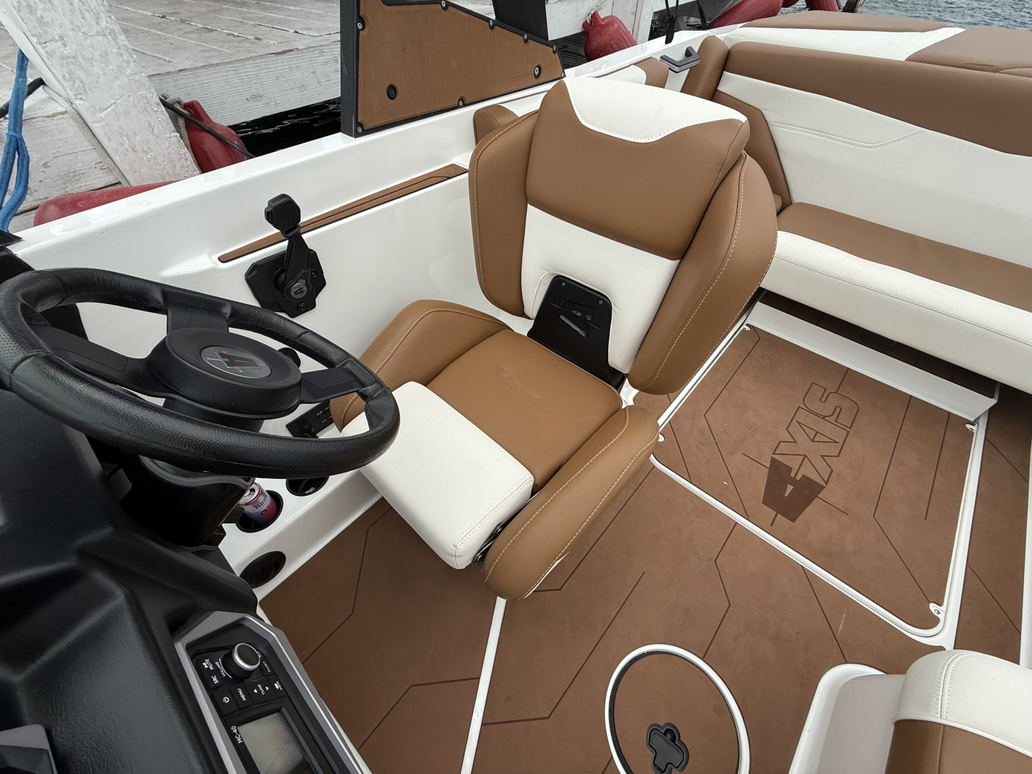 2023 Axis A20