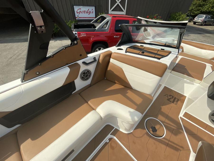 2023 Axis Boats A20 for sale in Fontana, Wisconsin