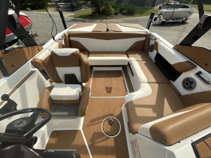 2023 Axis Boats A20 for sale in Fontana, Wisconsin