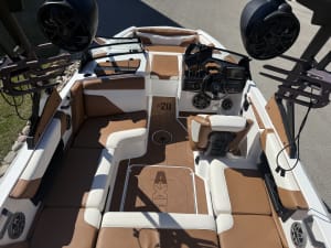 2023 Axis A20