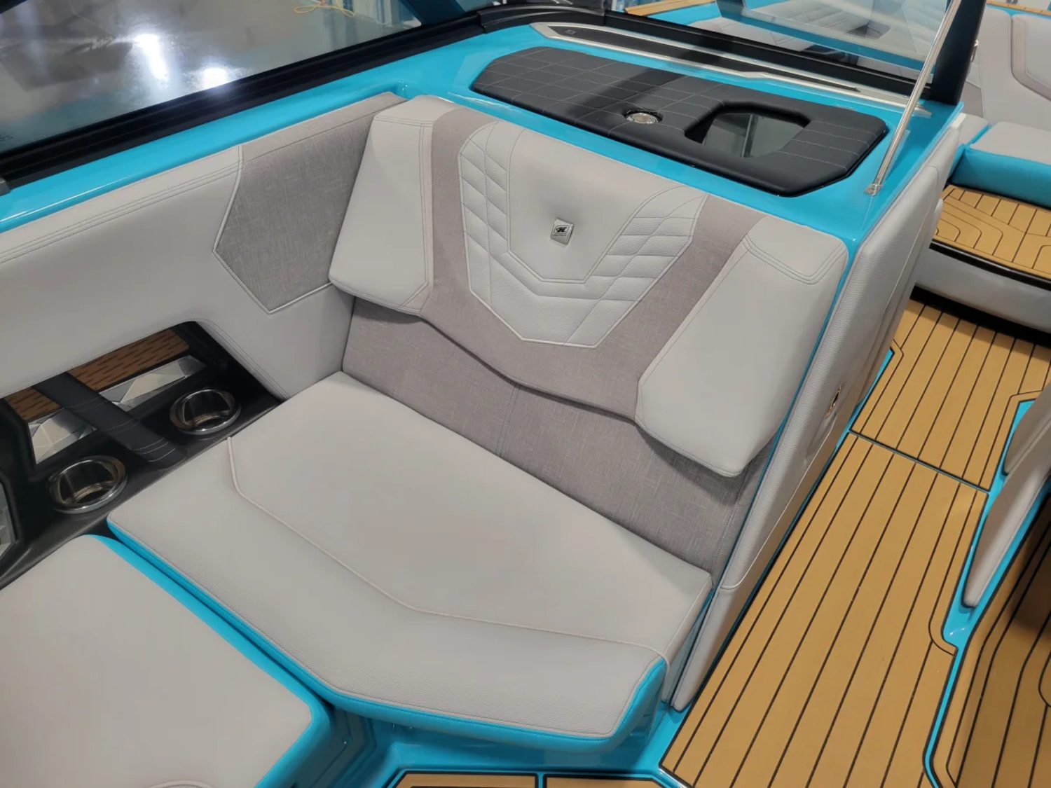 2023 Nautique G23
