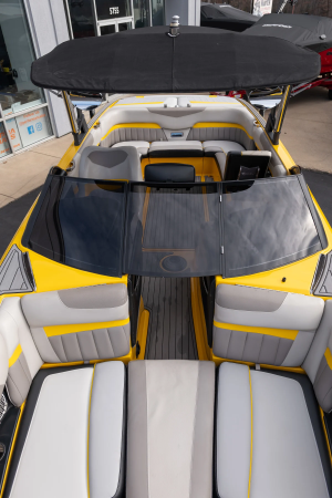 2014 Malibu Boats Wakesetter 24 MXZ for sale in Osage beach, Missouri