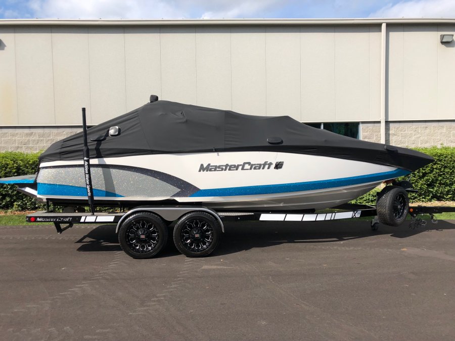 2015-mastercraft-x23-120037-image16