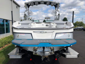 2015-mastercraft-x23-120037-image5