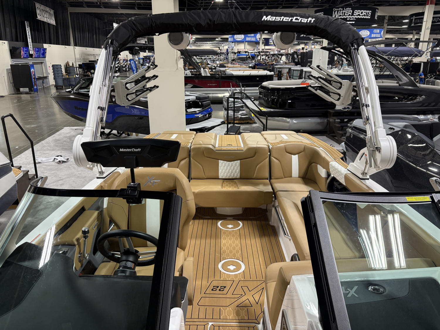 2026 MasterCraft XT22