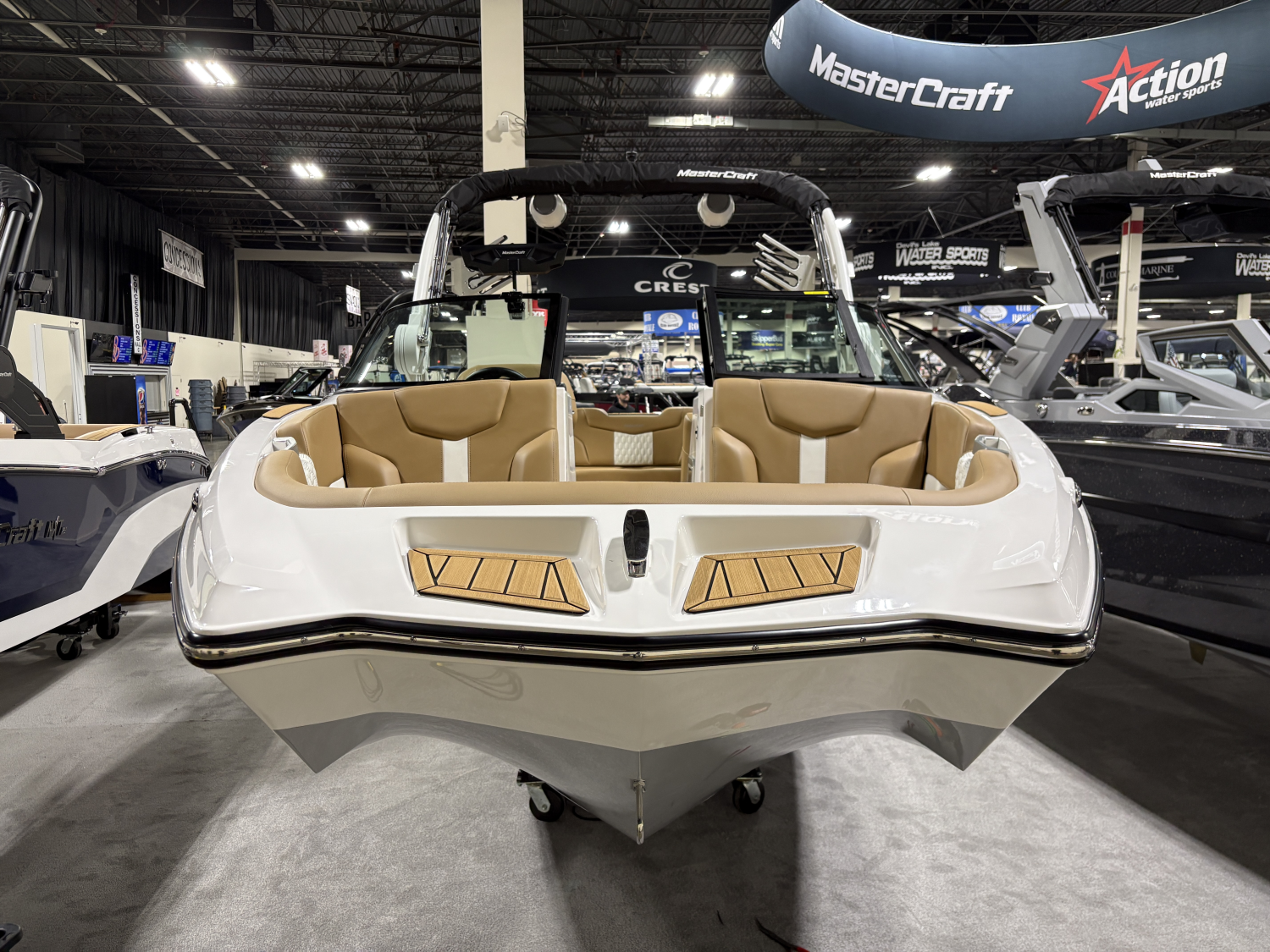 2026 MasterCraft XT22