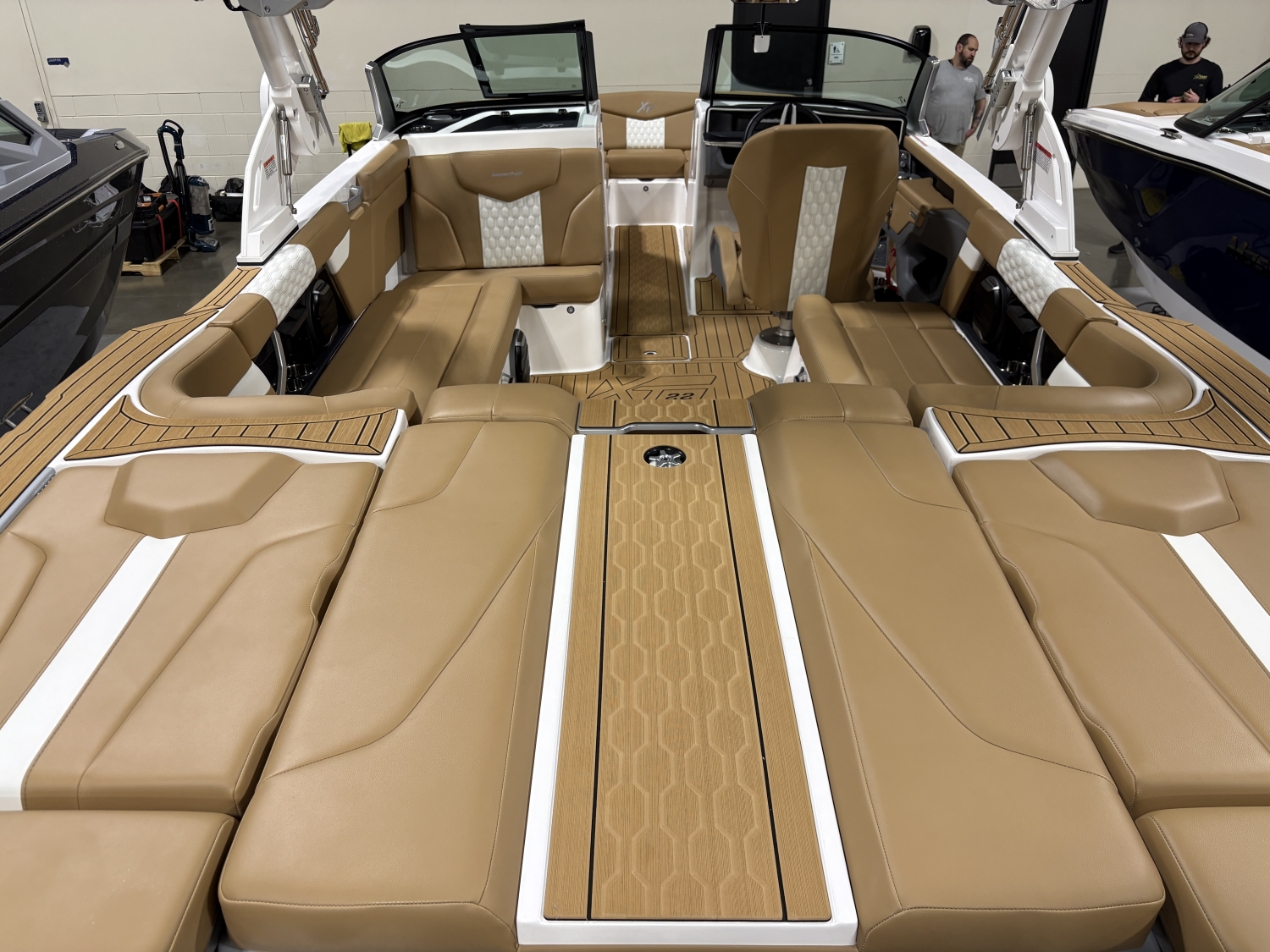 2026 MasterCraft XT22