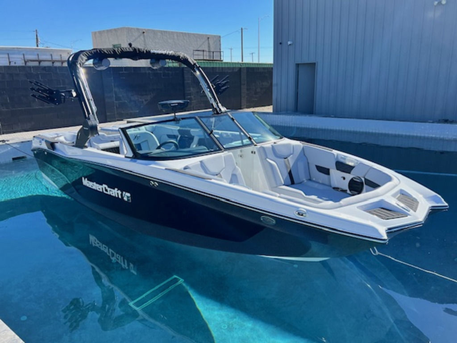 2026 Mastercraft XT24