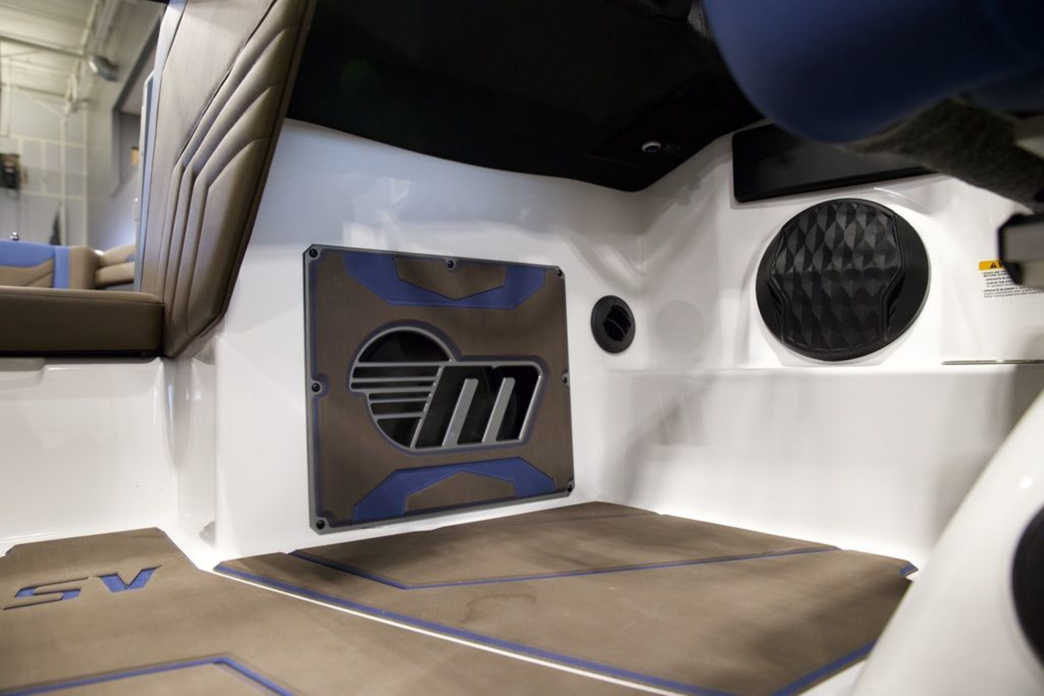 2026 Malibu Boats 25 LSV