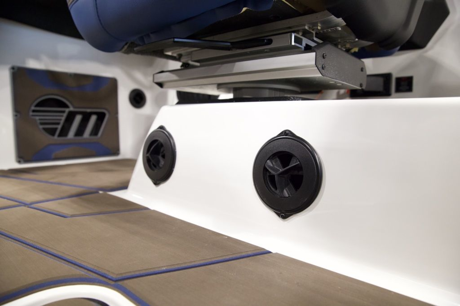 2026 Malibu Boats 25 LSV