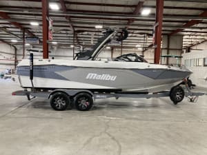 2026 Malibu Boats 23 LSV